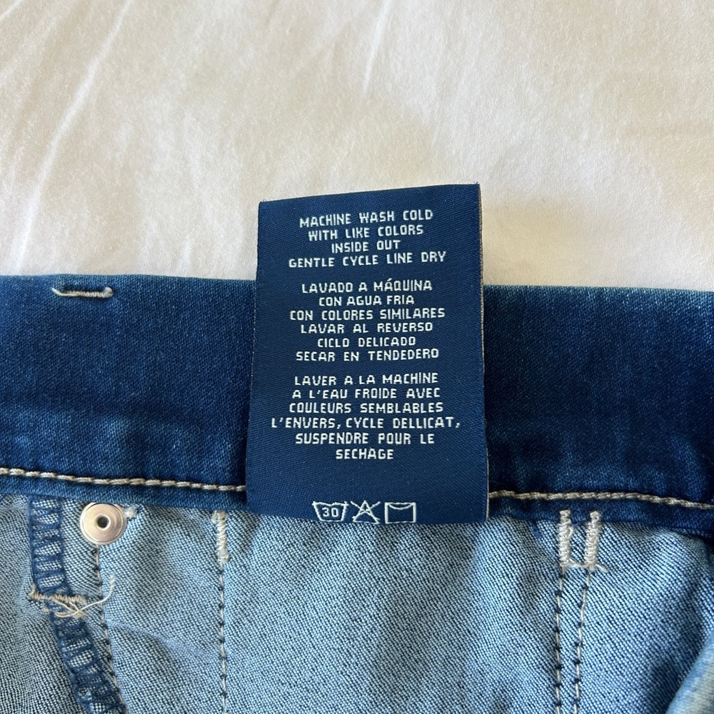 Seven7 Women's Soft Denim Cropped Capri Jeans - Picture 4 of 7